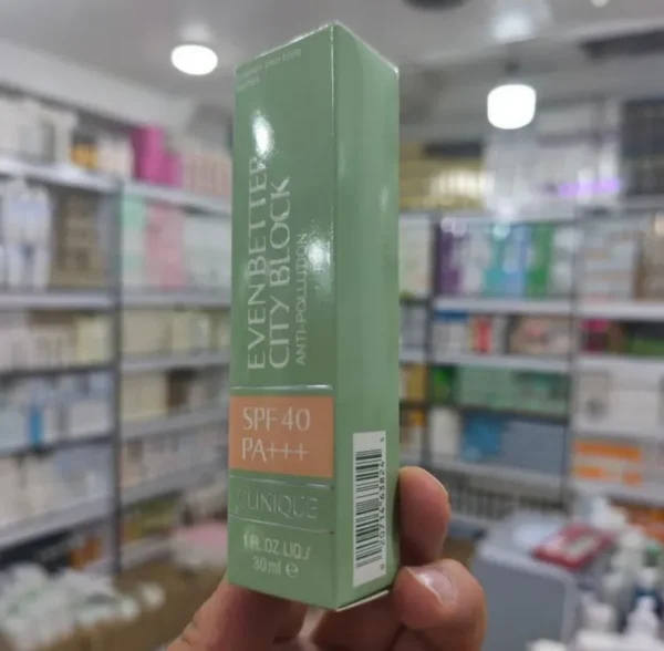 ضدآفتاب رنگی کلینیک SPF40