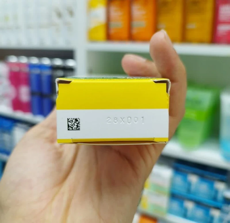 ضدآفتاب بی رنگ ویتامین سی گارنیر SPF50