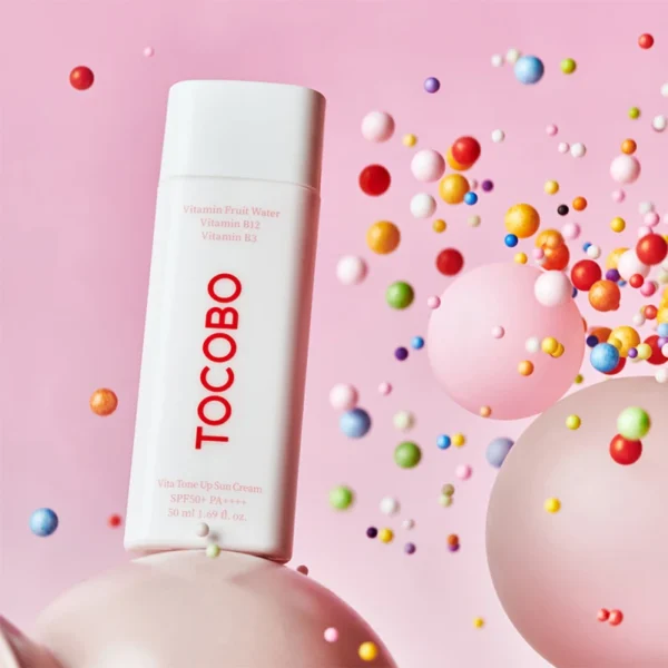 کرم ضدآفتاب ویتامینه تون آپ توکوبو SPF50