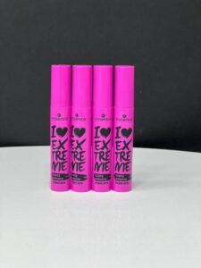 ریمل حجم دهنده اسنس مدل I LOVE EXTREME CRAZY VOLUME