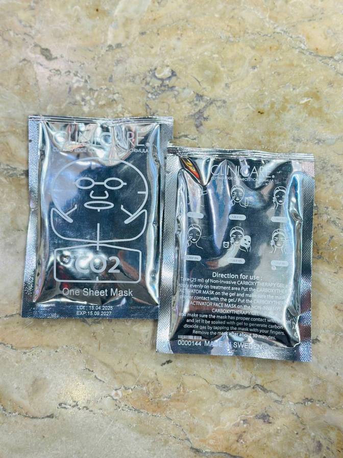 شیت ماسک یک عددی قلیایی و اسیدی ماسک کربوکسی کلینیکر سوئد (6) شیت ماسک یک عددی قلیایی و اسیدی ماسک کربوکسی کلینیکر سوئد