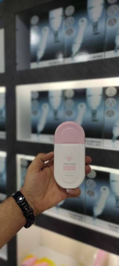 ضدآفتاب نیاسینامید اسید ضدلک و ضدالتهاب استلین 100گرم (6) ضدآفتاب نیاسینامید اسید ضدلک و ضدالتهاب استلین 100گرم