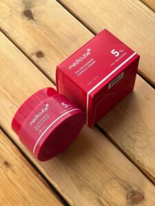 کرم کپسولی نیاسینامید و ترانگزامیک اسید مدی کیوب 55گرم