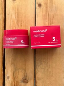 کرم کپسولی نیاسینامید و ترانگزامیک اسید مدی کیوب 55گرم