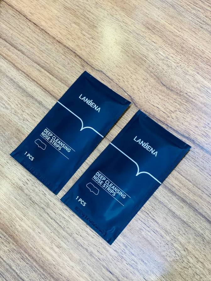 چسب زغالی جوش های سرسیاه ورقه ای لانبنا (3) چسب زغالی جوش های سرسیاه ورقه ای لانبنا