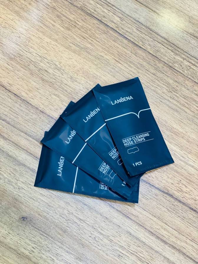 چسب زغالی جوش های سرسیاه ورقه ای لانبنا (5) چسب زغالی جوش های سرسیاه ورقه ای لانبنا