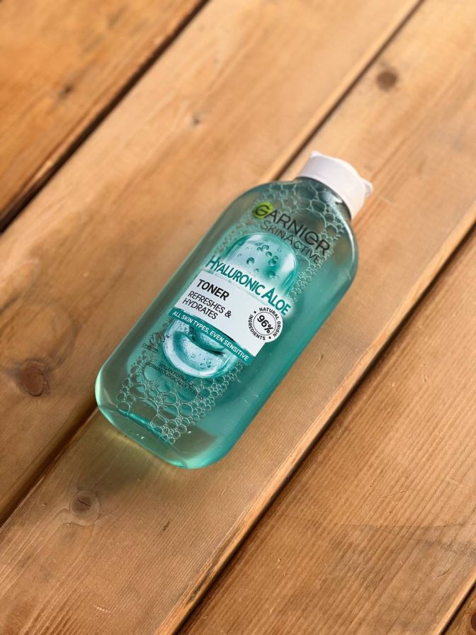 تونر هیالورونیک اسید و آلوئه ورا گارنیر 200میل (3) تونر هیالورونیک اسید و آلوئه ورا گارنیر 200میل