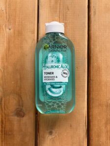 تونر هیالورونیک اسید و آلوئه ورا گارنیر 200میل